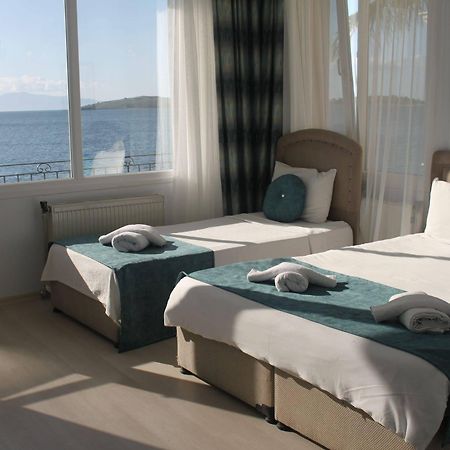 Foca Kumsal Hotel Extérieur photo