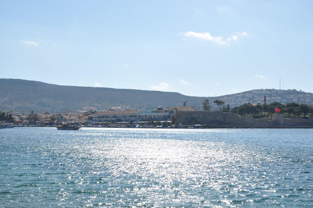Foca Kumsal Hotel Extérieur photo