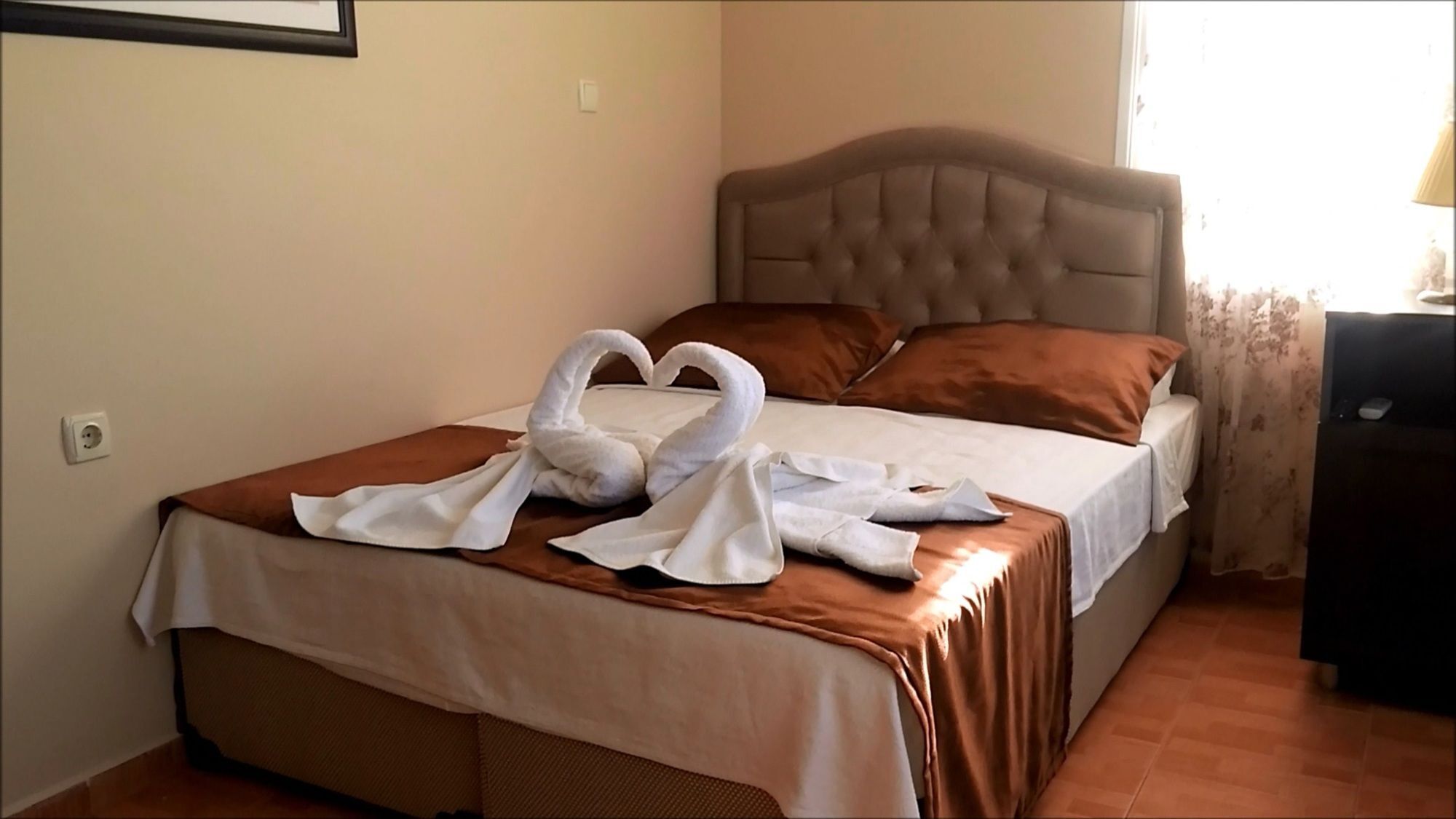 Foca Kumsal Hotel Extérieur photo