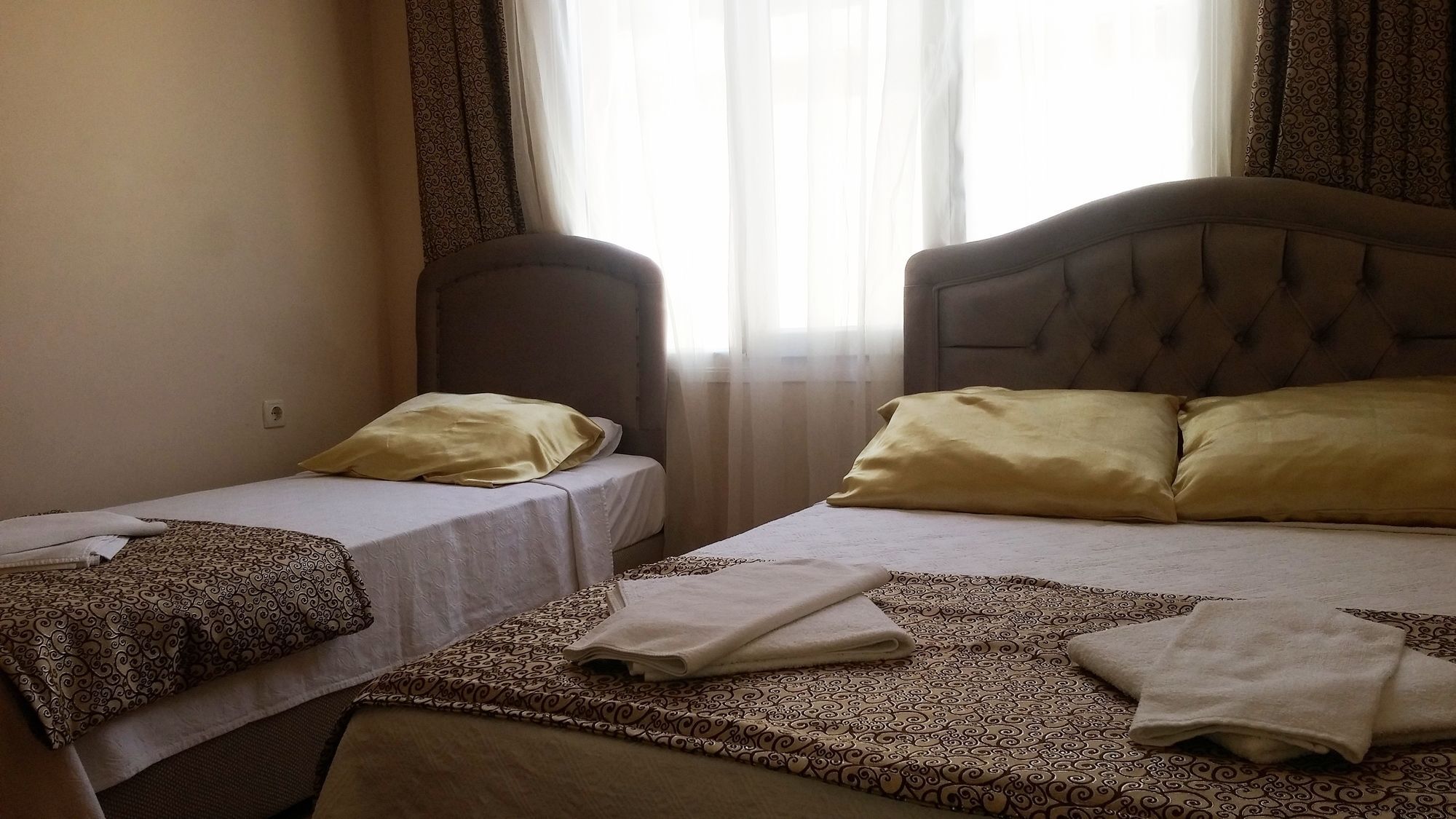 Foca Kumsal Hotel Extérieur photo